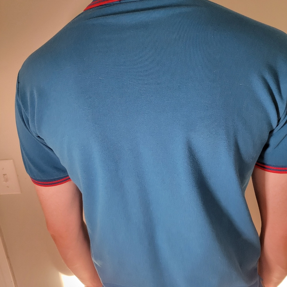 Fred Perry Medium Teal/Green and red Twin Tip short sleeve.